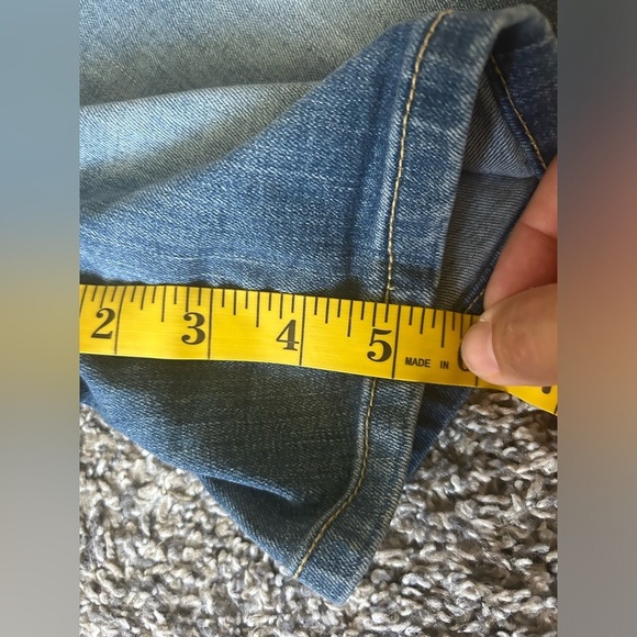 5/$25 G.H. Bass & Co. women’s jeans shorts with mid-rise size 0 - Picture 7 of 7